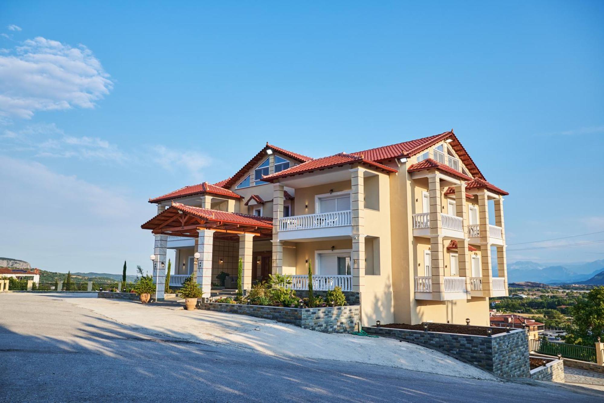 Famissi Suites 2 Калампака Экстерьер фото