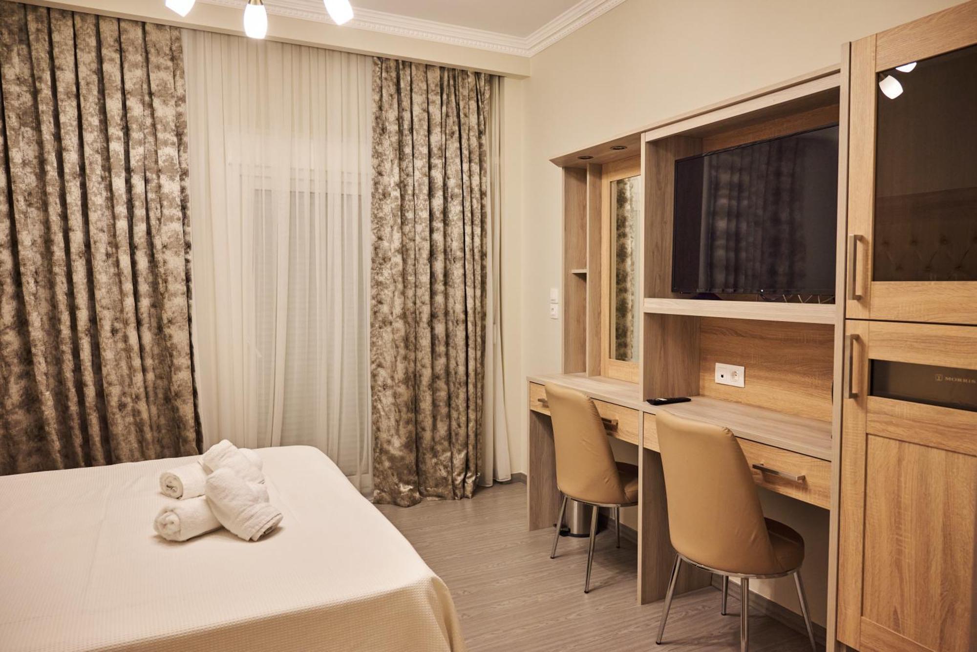 Famissi Suites 2 Калампака Экстерьер фото